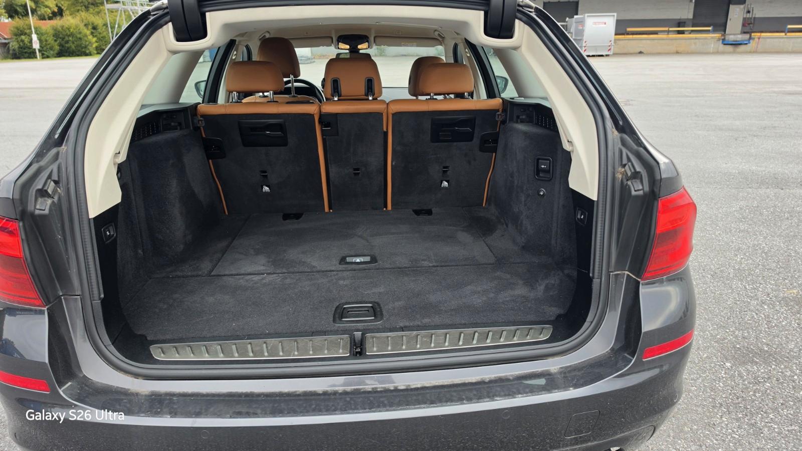 BMW 530d Touring A -