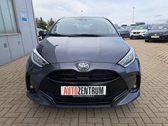 Fahrzeugabbildung Toyota Yaris 1.5 ABSTANDSTEMPOMAT LED KAMERA KLIMA SHZ