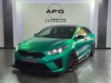 Kia pro cee'd / ProCeed*WERKSGAR07/26*BASTUCK EDELS - mit Benzin-Antrieb: Grün, Kombi