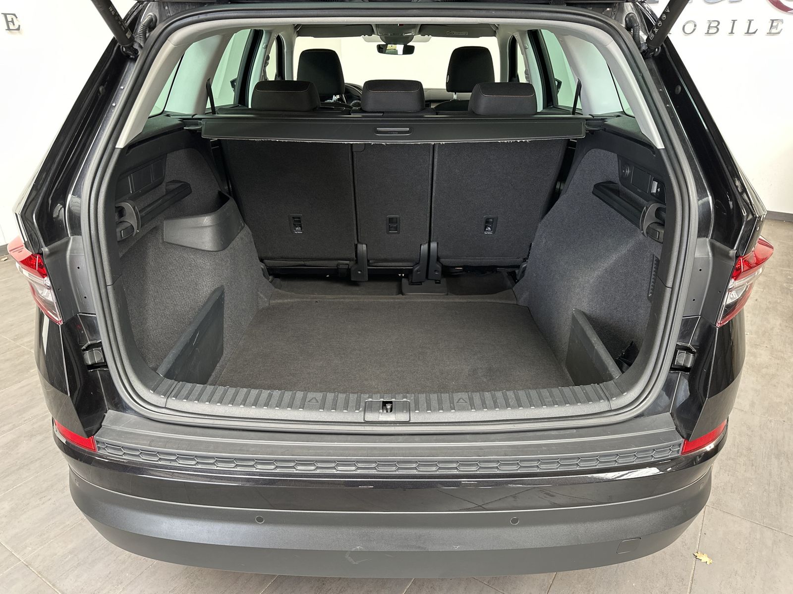Fahrzeugabbildung SKODA Kodiaq 2.0 TDI DSG Clever NAV+LED+ACC+AHK+SHZ+PP
