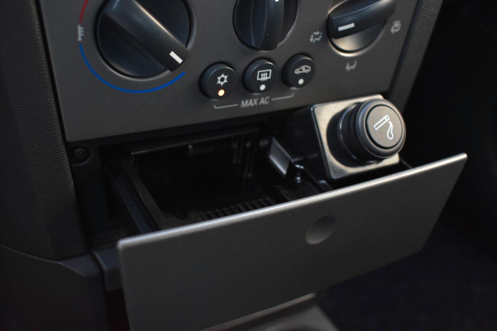 Fahrzeugabbildung Opel Meriva INNOVATION KLIMA/PDC/1.HAND