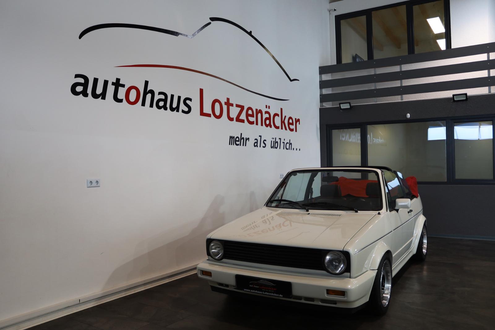 showroom-image-bottom