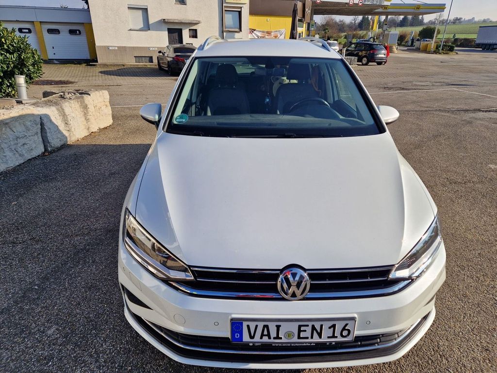 Image of Volkswagen Golf Sportsvan