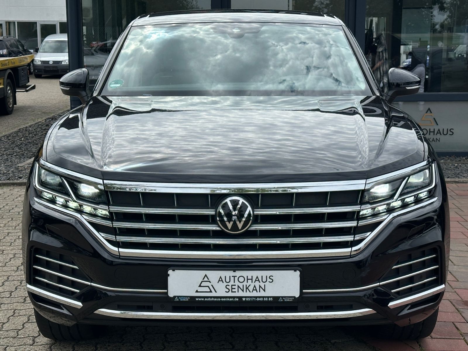 Volkswagen Touareg 3.0 TDI Elegance 4M MATRIX STANDH R-CAM foto 2