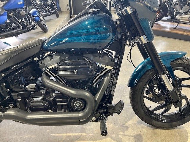 Fahrzeugabbildung Harley-Davidson FLSB Sport Glide 107cui Kesstech 30/30 Noke