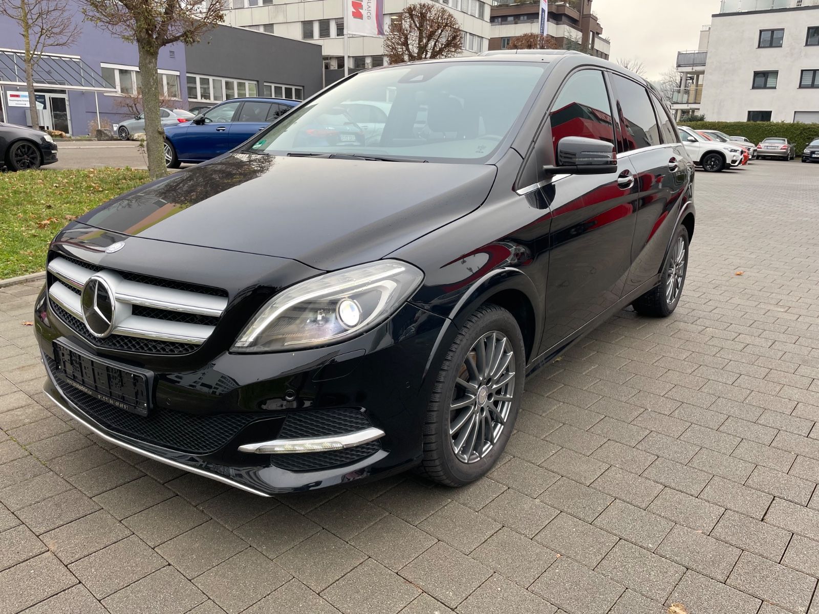 MERCEDES-BENZ B Electric Drive