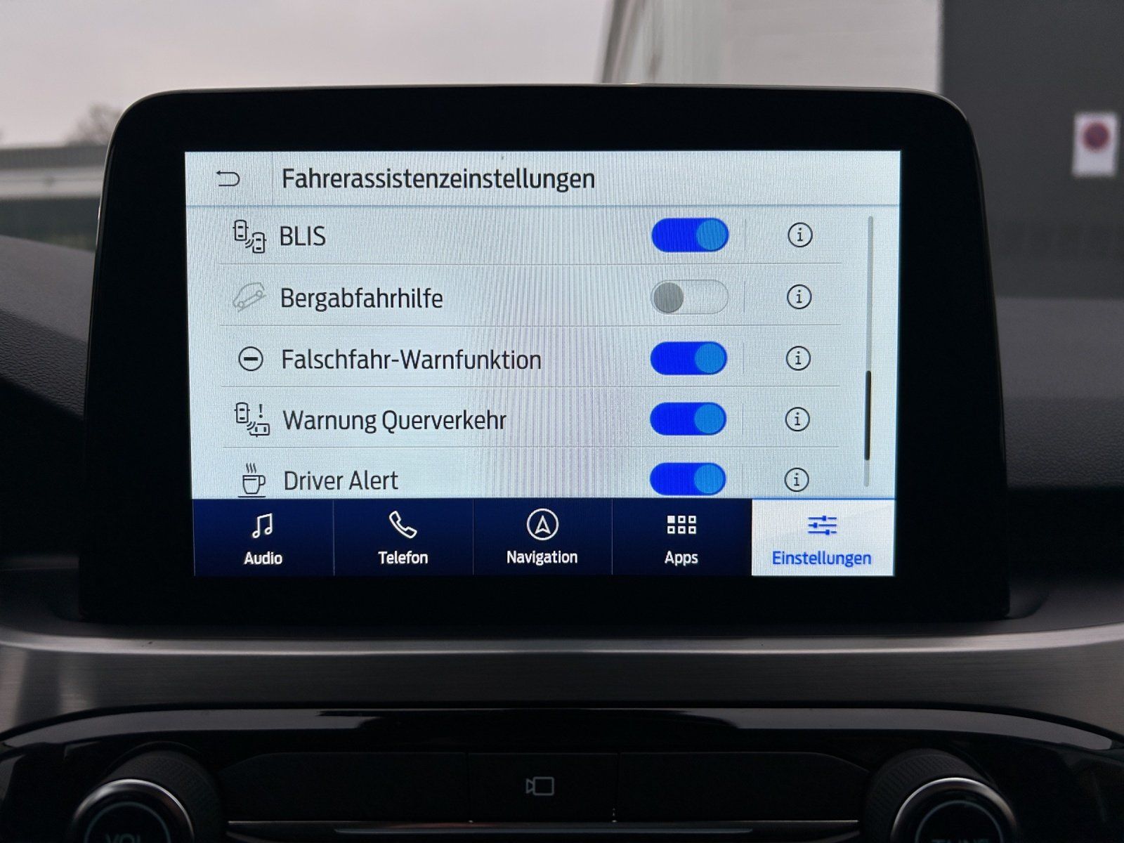 Fahrzeugabbildung Ford Kuga 2.5 PHEV Titanium Aut./ACC/KAMERA/NAVI/SHZ/