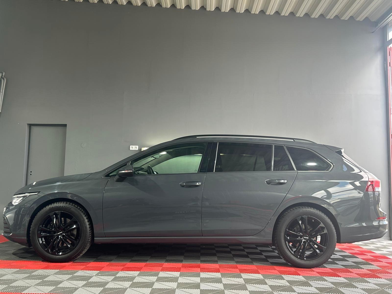 Volkswagen Golf VIII Variant 2,0 TDI *DSG*AHK*Virtual.Displ