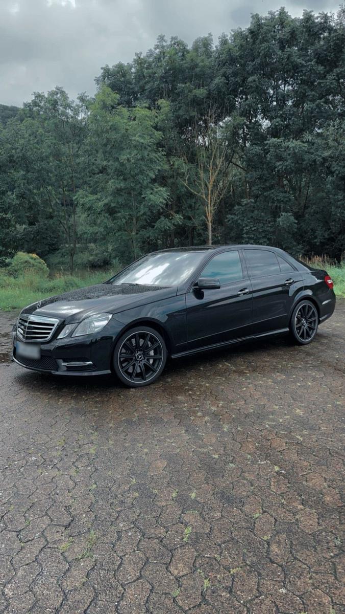 Mercedes-Benz E 500