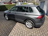 Volkswagen Tiguan 2.0 TDI SCR 140kW DSG 4MOTION Highlin... - Volkswagen Tiguan: TDI 140