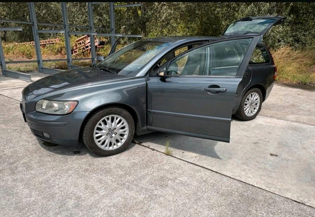 Volvo V50 2005 — photo 6