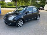Suzuki Swift Lim. Black and White!Navi!Sitzheizung! - Suzuki Swift: White Black