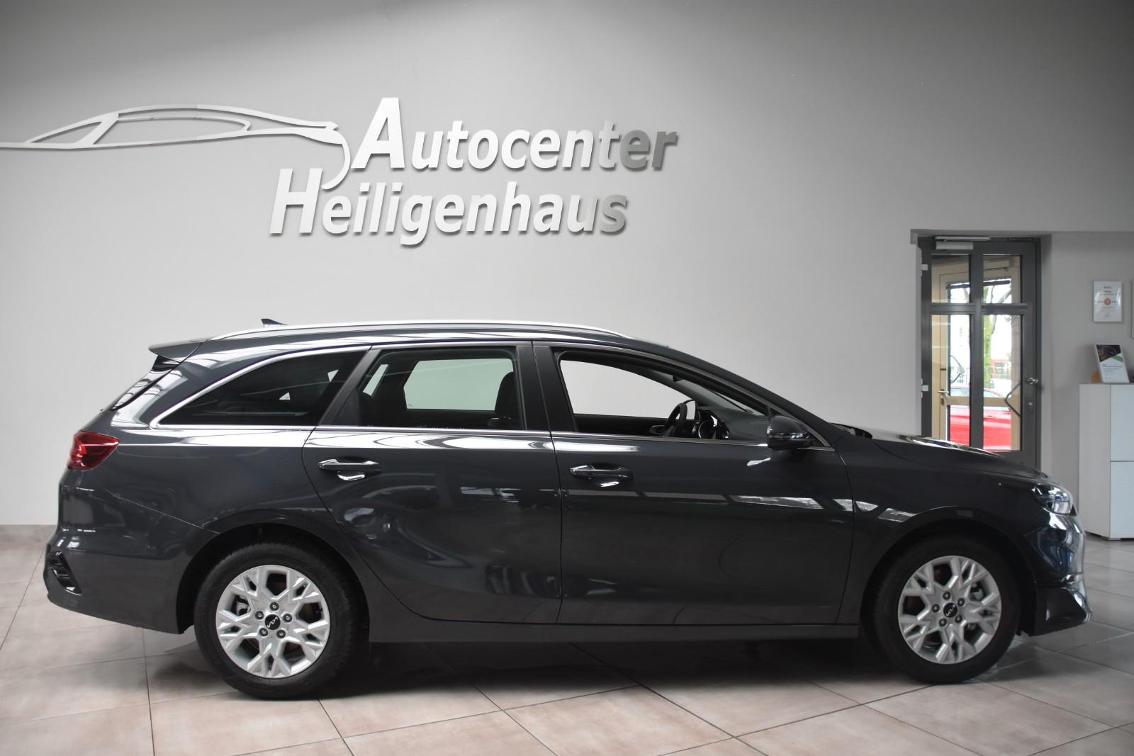 Kia Ceed SW Ultimate Edition DCT Navi Kamera SCC
