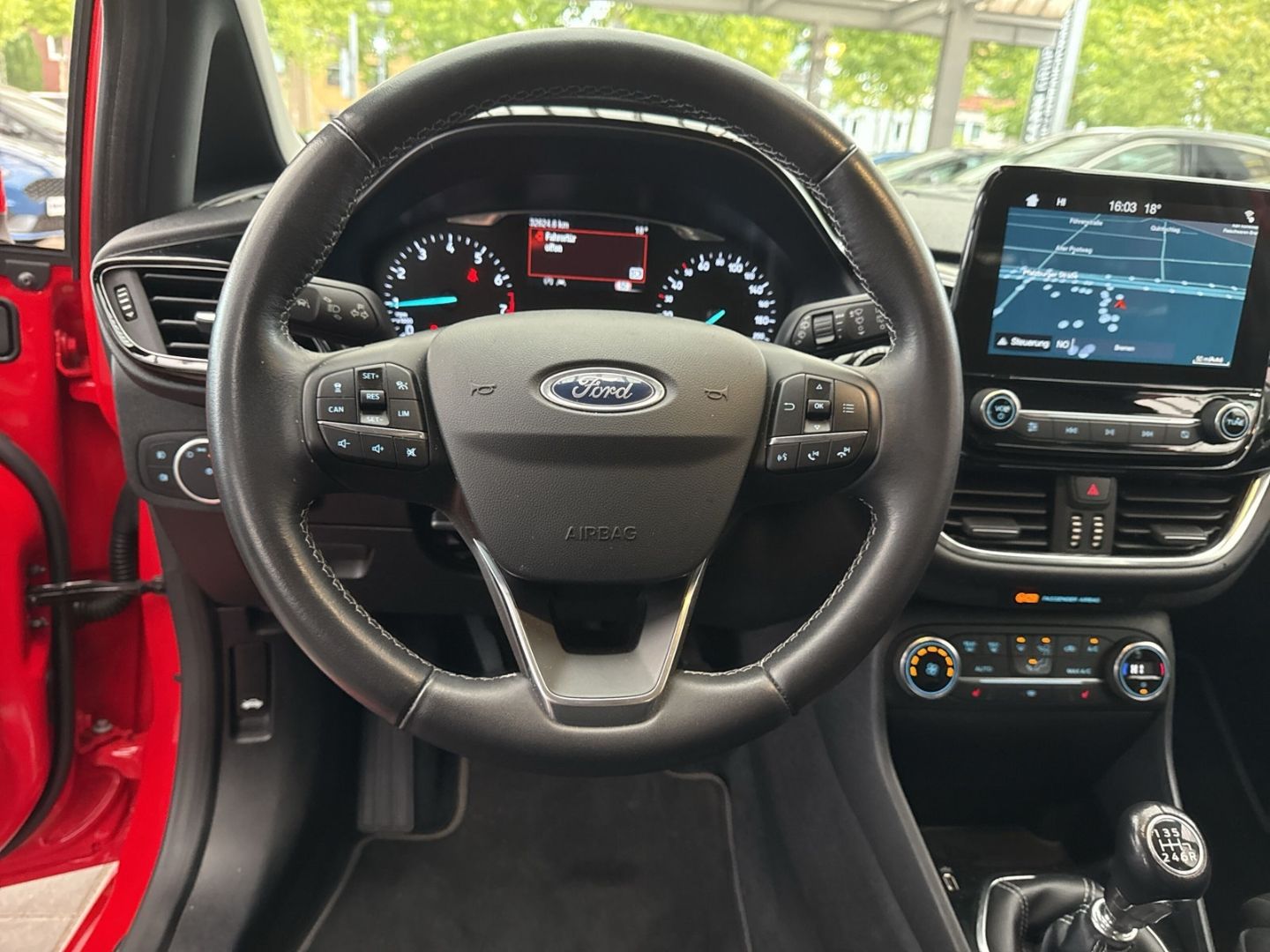 Fahrzeugabbildung Ford Fiesta Titanium 1.0 EcoBoost Kamera LED B&O CD/D