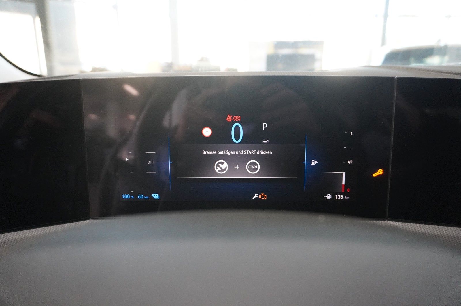 Fahrzeugabbildung Opel Astra L Lim. 1.6 HYBRID ELEGANCE NAVI/LED/KAMERA
