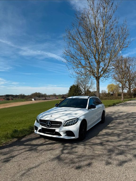 Image of Mercedes-Benz C 220