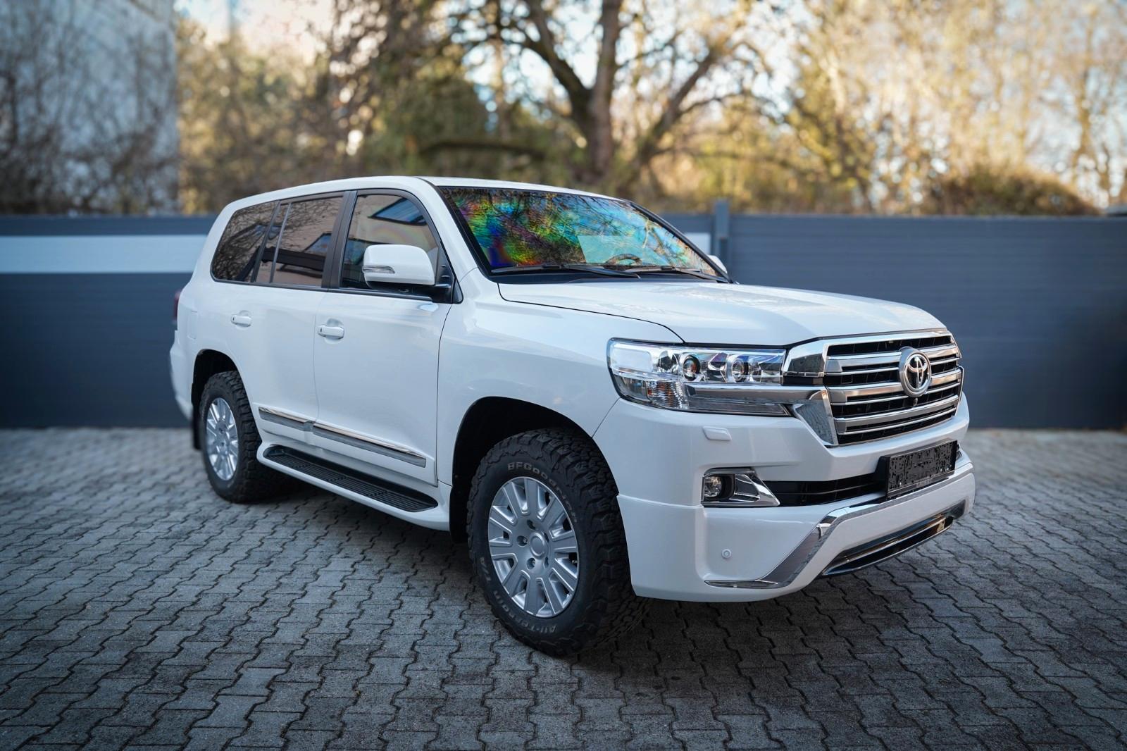 Toyota Land Cruiser VR7 / B6  Alpha Armouring Panzer