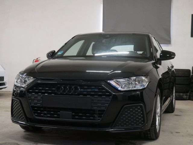 Audi A1 Sportback 25 TFSI CARPLAY VIRTUAL SHZ AUTOMAT