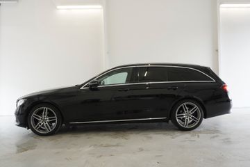 Mercedes E 220 - 2