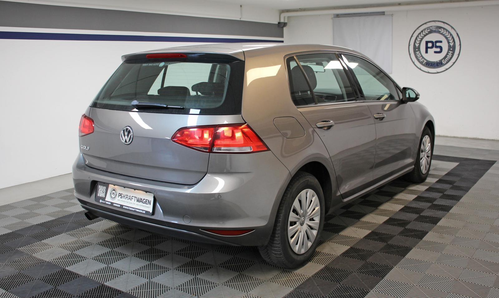 Volkswagen Golf VII 1.2 TSI DSG KLIMA SHZ LED 2.HD PDC V+H