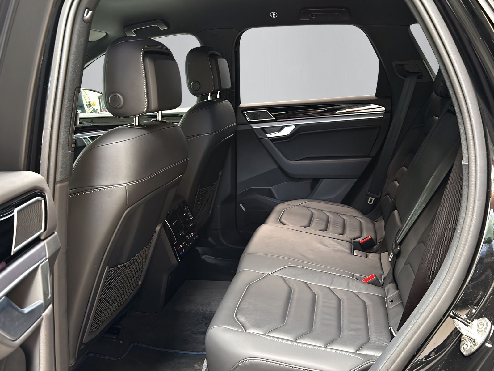 Volkswagen Touareg - Bild 10