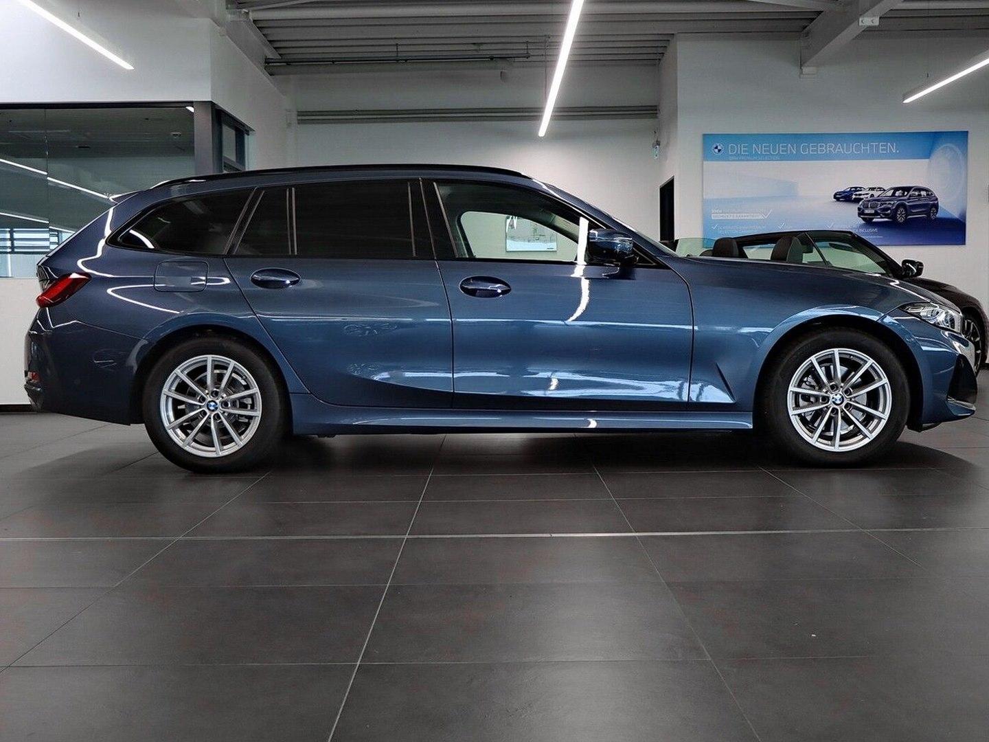 BMW 320d Touring Head-Up Sportsitze PDC+Kamera