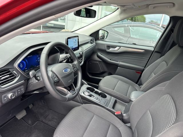 Fahrzeugabbildung Ford Kuga 2.5l PHEV Titanium #PHEV #GJR #Klima Titan