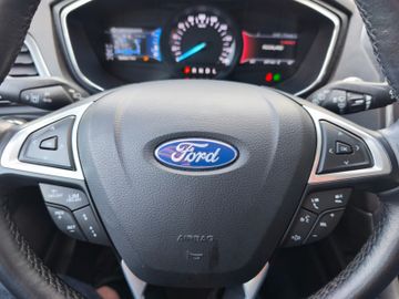 Ford Mondeo Hybrid Titanium*LED*Navi*AHK*Kamera*SHZ*