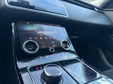 Land-Rover Range Rover Velar - 11