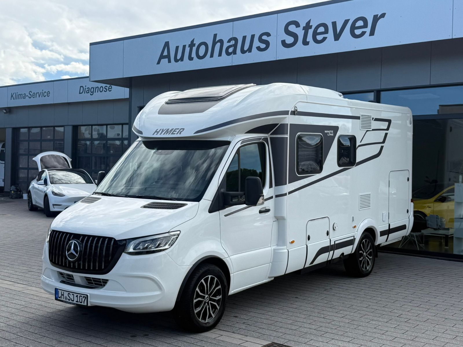 Fahrzeugabbildung HYMER / ERIBA / HYMERCAR BMC 550 T  White  Line