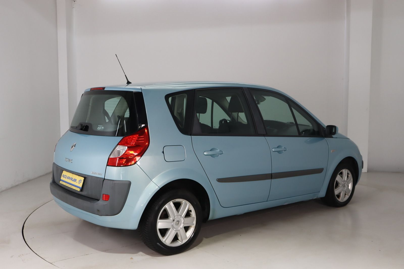 Fahrzeugabbildung Renault Megane Scenic 1.6 16V * Klima * Isofix