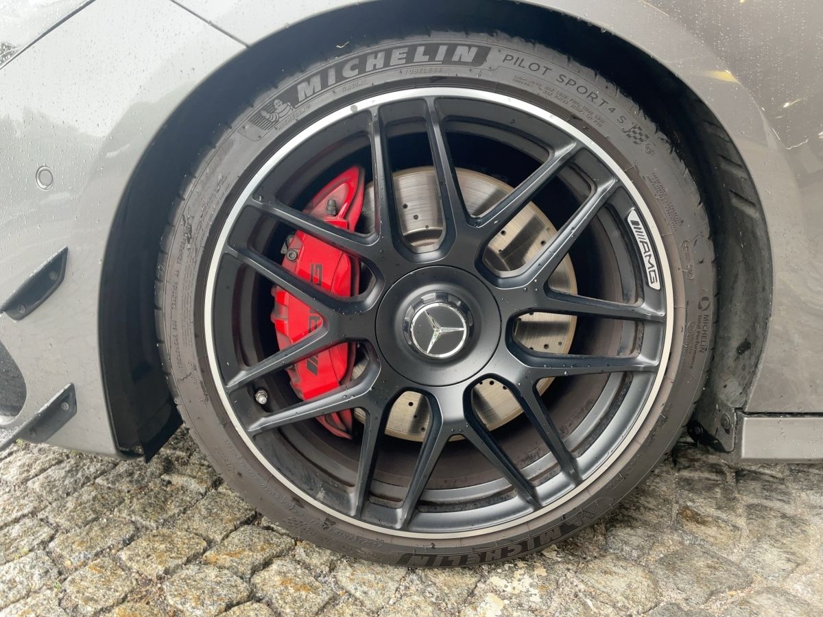 Fahrzeugabbildung Mercedes-Benz CLA 45 S 4M AMG/Night/360°/HuD/19''