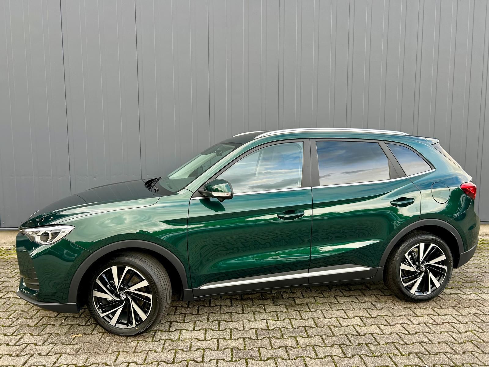 MG ZS
