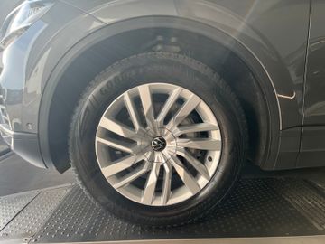 Volkswagen Touareg - 5