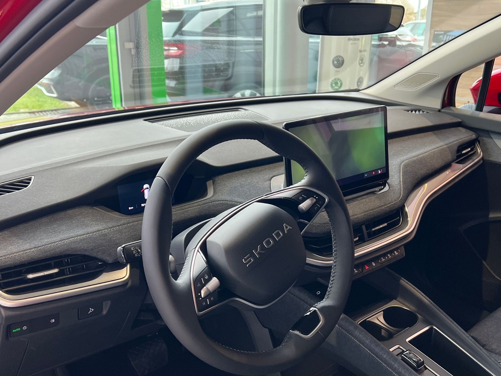 Fahrzeugabbildung SKODA Elroq 50 TOUR *AHK, LED, Navi, Kamera, 19"-LM*