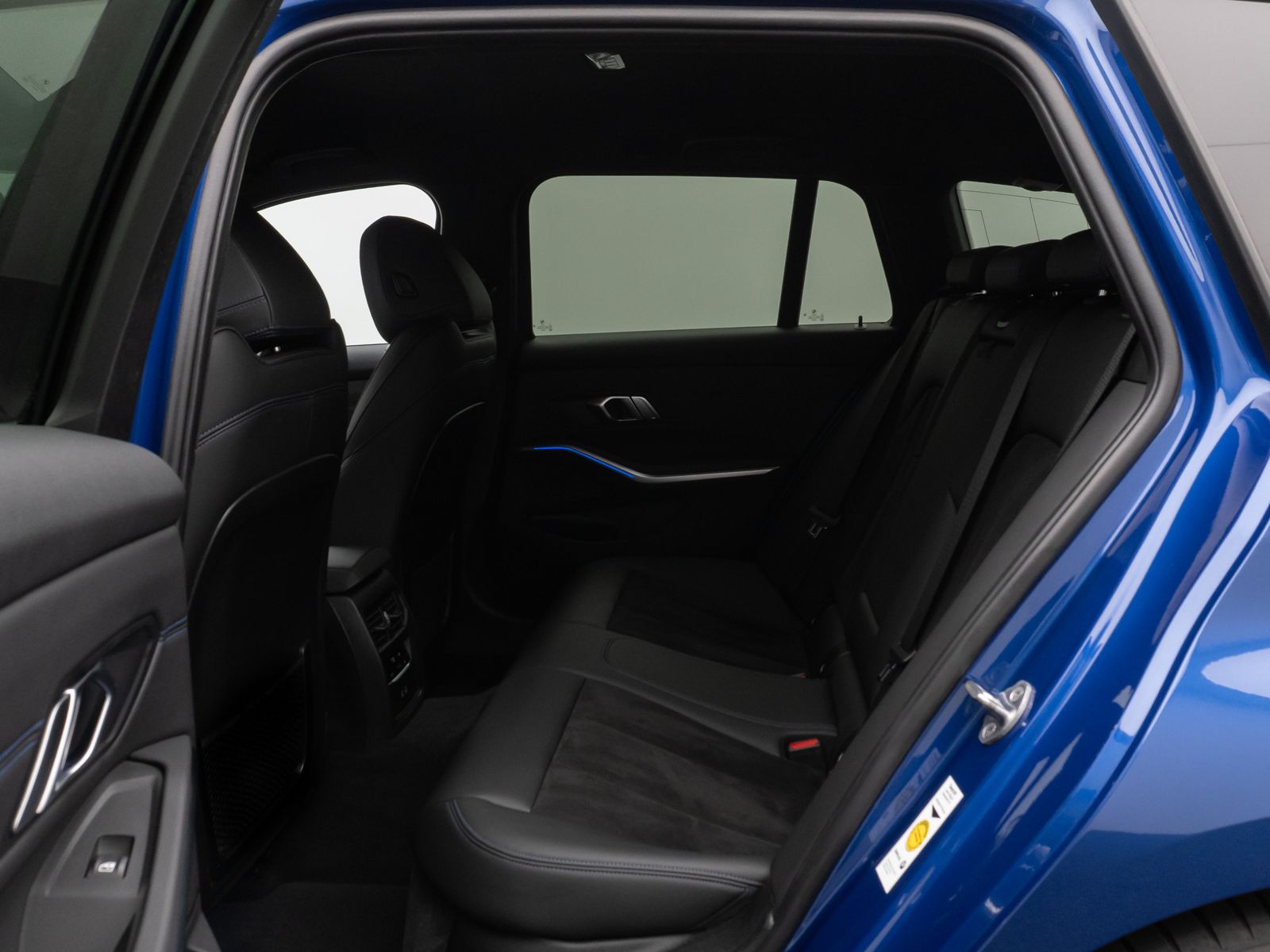 Fahrzeugabbildung BMW 330d M Sport HiFi DAB Stop&Go Fernlichtassist