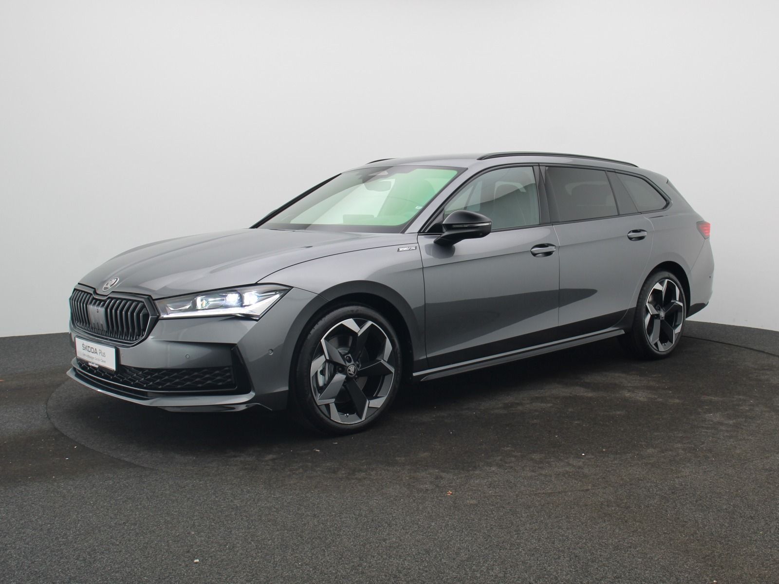 Skoda Superb - Bild 2