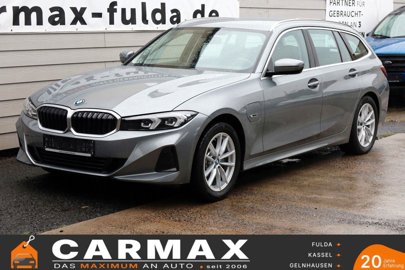 Fahrzeugabbildung BMW 330 e Touring,Leder,Navi,LED,Kamera,HUD, Curved