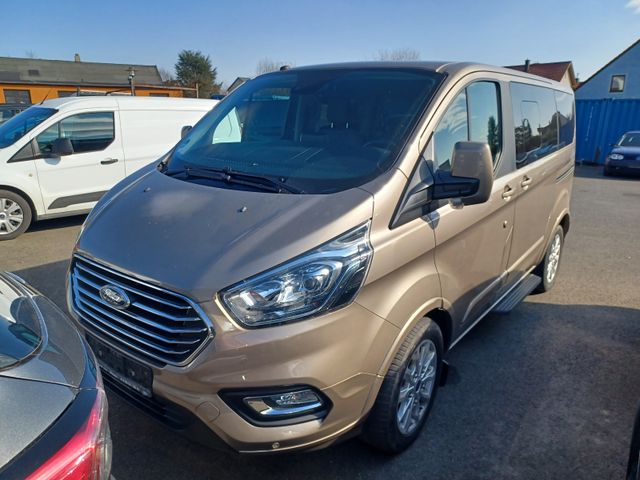 Ford Tourneo Custom ** Titanium / AHK ** mit Garantie