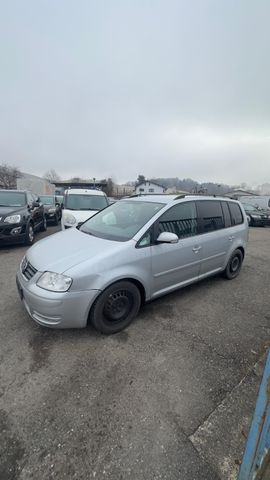 Volkswagen Touran 2.0 TDI Trendline