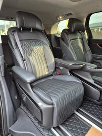 DFSK Forthing 9 HEV Luxus-Van, Massage, 7-Sitzer