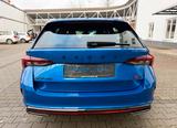 Skoda Octavia Combi RS 4x4 DSG NAVI/AHK/ACC/1HALTER - Skoda Octavia: Blau, RS