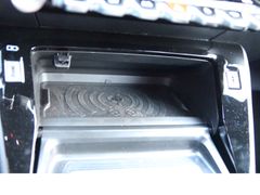 Fahrzeugabbildung Peugeot 2008 GT*Panorama!*Kamera!*Alcantara!*Massage!*F1