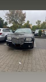 Chrysler 300C 3.0 CRD !!2 Hand!! - Chrysler 300C mit Diesel-Antrieb: Kombi