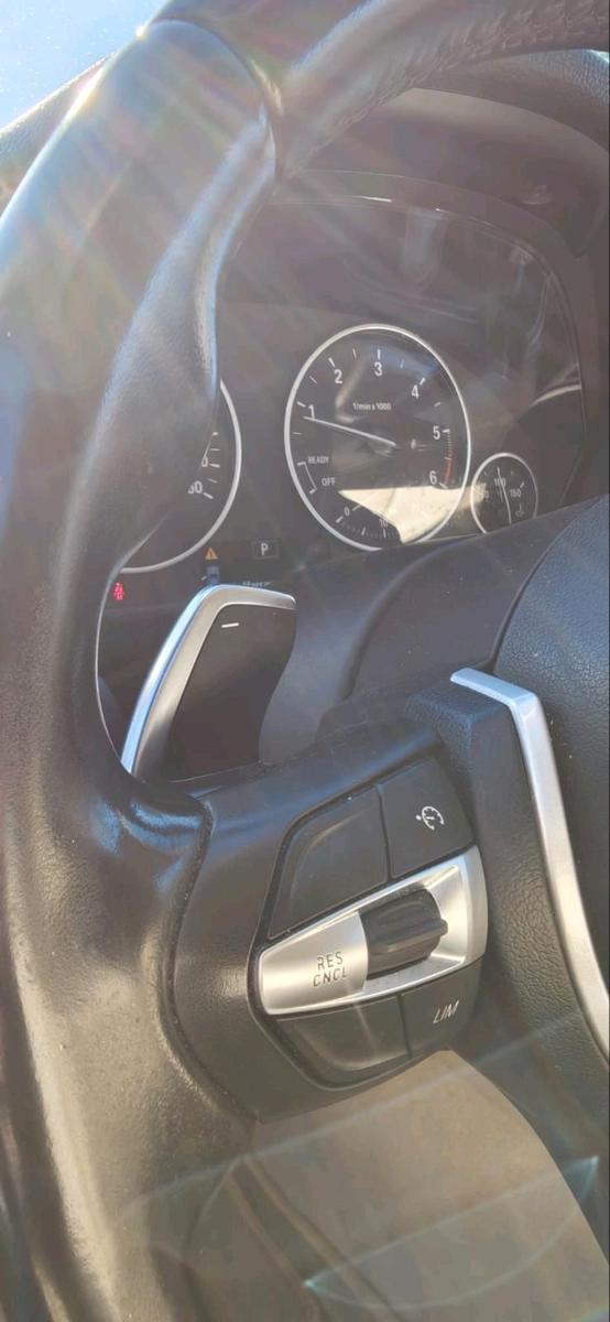 BMW 320 2013 — photo 11