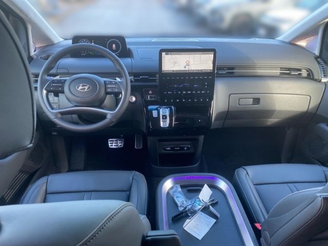 Fahrzeugabbildung Hyundai STARIA Signature Hybrid 2WD 7-Sitzer Navi Leder