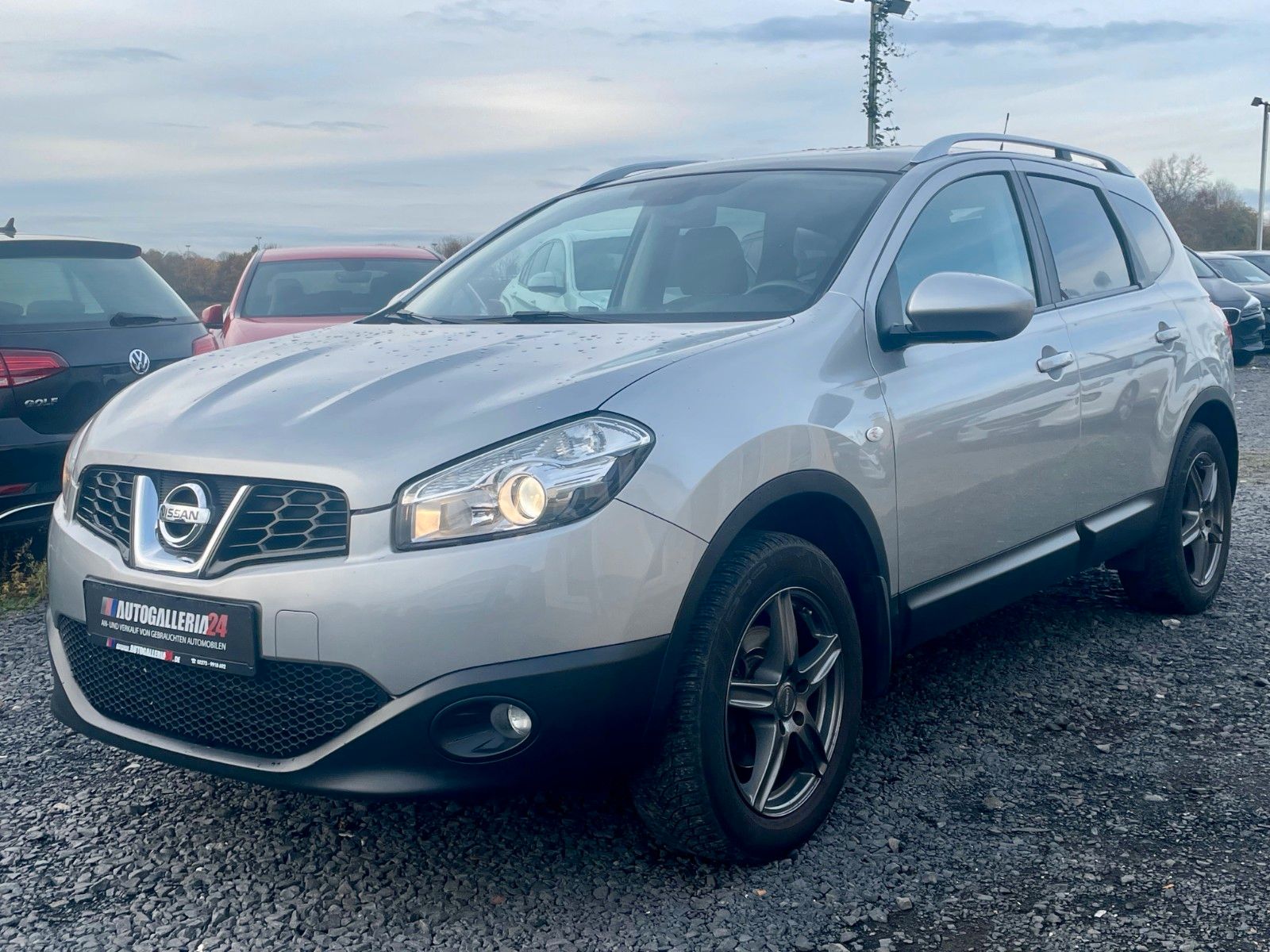 Fahrzeugabbildung Nissan Qashqai+2 Acenta Navi 7-SITZE Klima AHK PANORAMA