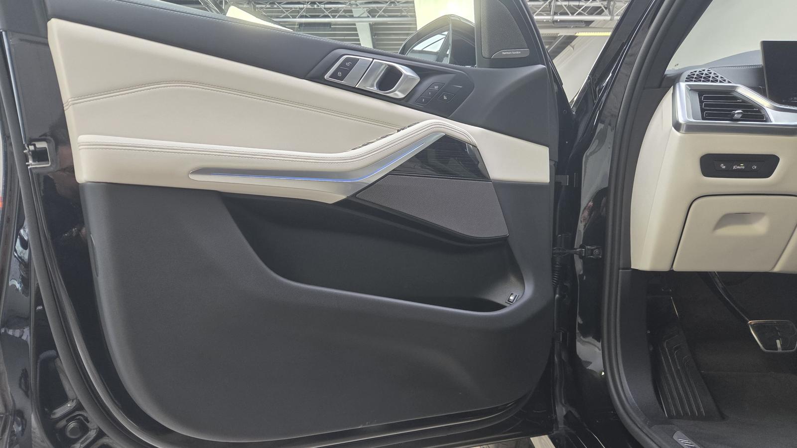 BMW X5 xDr50e M Sport Pro 22Zoll Sitzlüft. ACC AHK