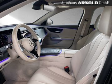 Mercedes E 200 - 8