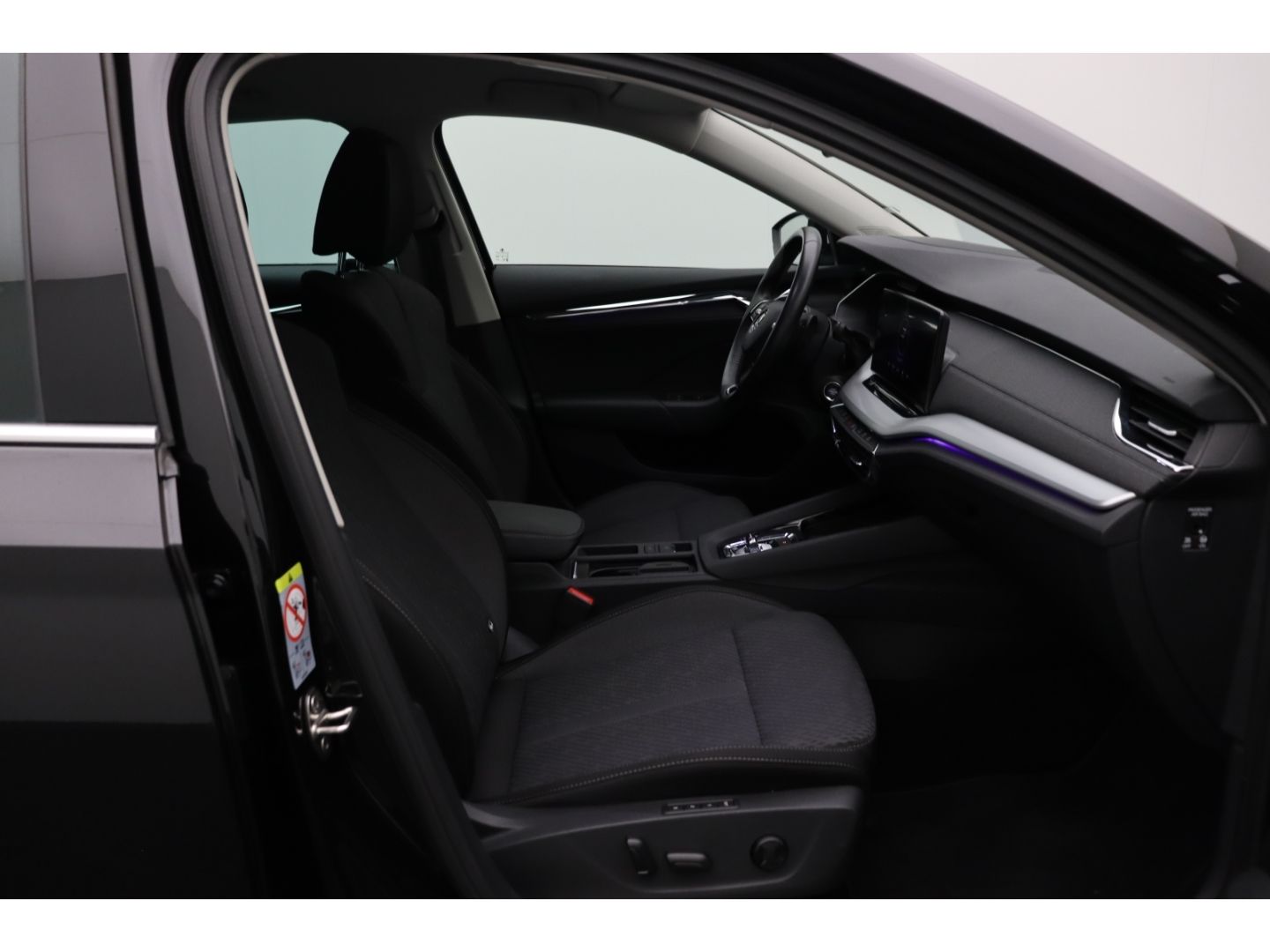 Fahrzeugabbildung SKODA Octavia Combi First Edition ACC 3-Zonen-Klimaa